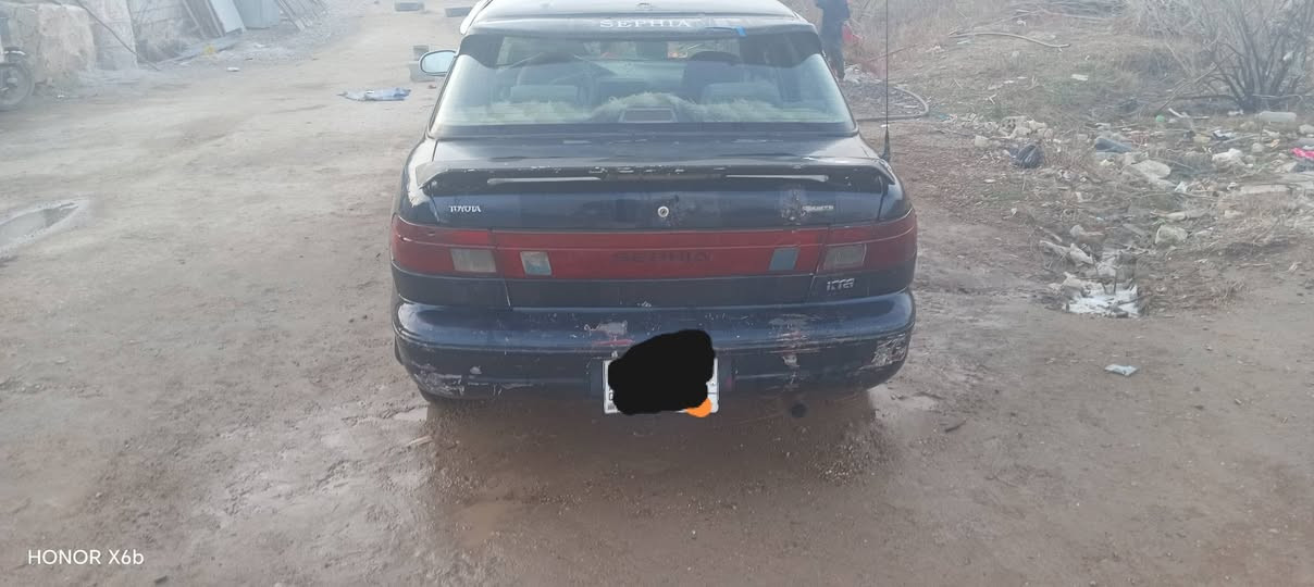 السلام عليكم ورحمة الله وبركاتة كية سيفية موديل ١٩٩٦سيارة مكفولة من كلشي رقمهة لايتات امامي وخلفي شقال داخل نظيفة بشكل كير محرك كلة نضيف والشرايين يتصل على الرقم ***********
