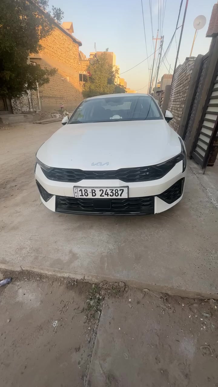كيا k5 موديل 2024
وارد كوري محرك 1600
حادث مثل ما في الصوره 
بدون أرباك فول مواصفات عده الفتحه بدون أرباك 
وبيه جم شغله نقص 
ماشيه 54 الف
بسمي تحويل سريع 
رقمي بي واتساب اي استفسار يدخل واتساب
***********
