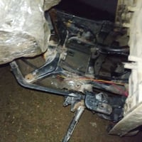 عندي هذا الموتور للبيع طالب عليه 100,000 شرق ماكينه رقم واحد وشاصي كل ...