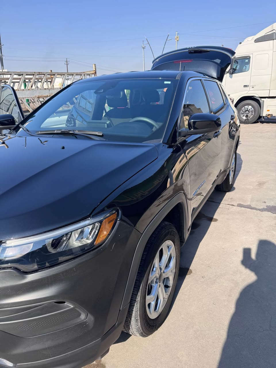 للبيع جيب كومباس 2025 4x4  نظيفه ضرار جمرلغ فقط تعديل بارد بدون صبغ ماشيه 5000 دخول شماليه بعده ممرقمه يترقم اربيل سليماني دهوك فقط  سعر 160 $ ومجال 
اتصال رقم *********** كركوك, العراق
