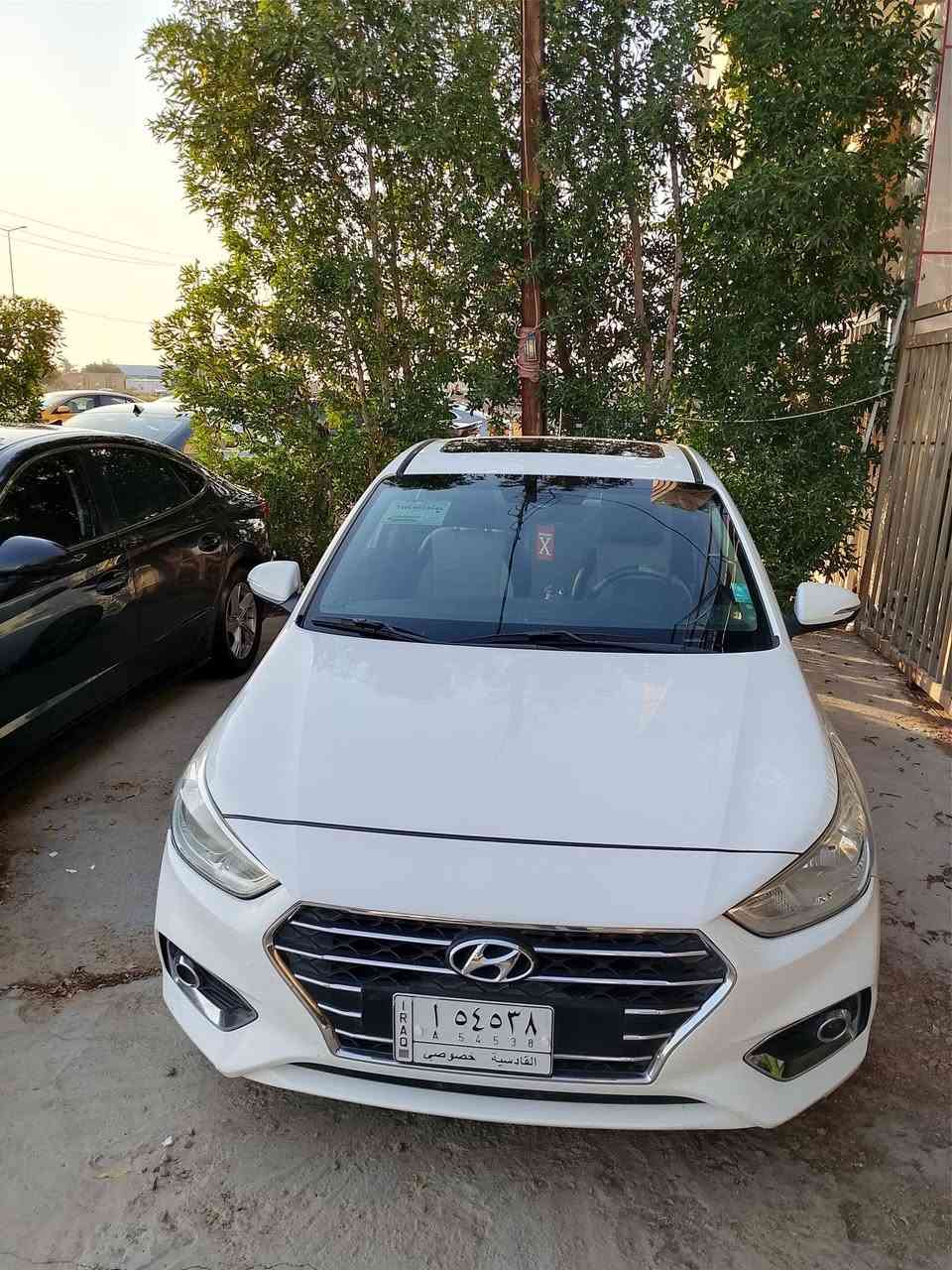 سلام عليكم شباب سياره اكسنت موديل 20سياره جديده بيه طخه بسيطه بلحوض مالتهه ومرجعينهه ولباقي مكفول فتحه سقف فول عده البصمه مداور ثاني يوم السعر 125 وبيهه مجال حك الجيه اليريدهه يتواصل عله هاذه الرقم ‏‪***********‬‏ ولموشراي لا يتعبني فدوه اروحلكم
