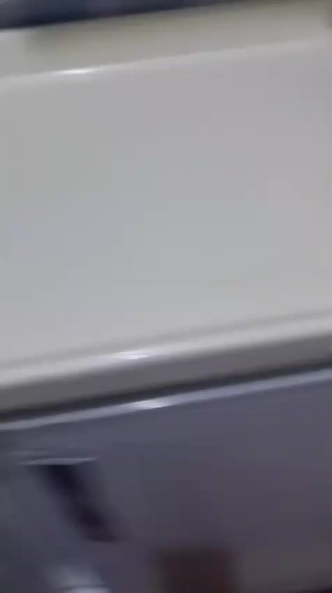 طباخ للبيع شغال وكامل ونظيف فقط عين وحده متشتغل السعر 150 العنوان الحله الثوره ***********
