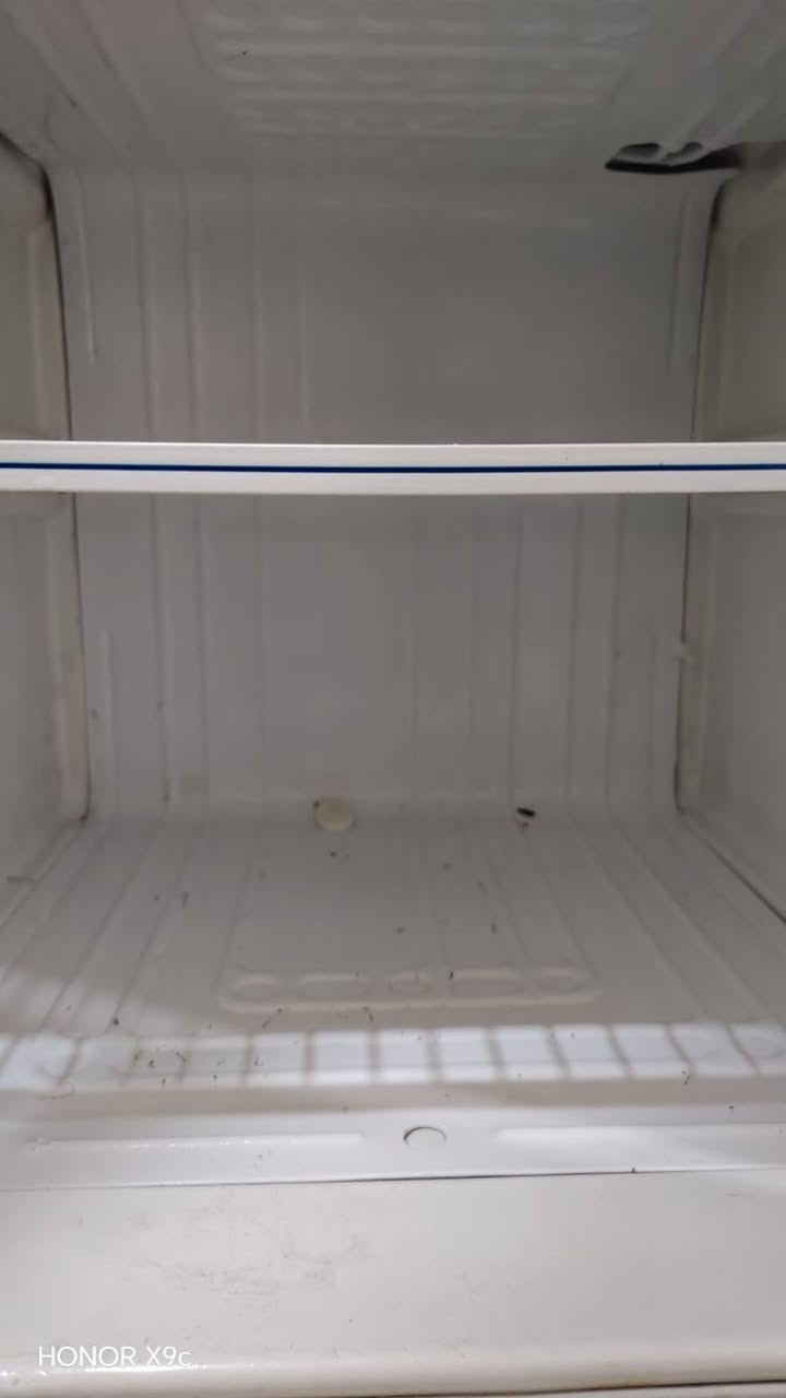 ثلاجه حجم وسط تجميد فول للبيع بسعر 125بحي النداء


**إذا كنت صاحب هذا الإعلان وتريد حذفه لأي سبب، رجاءا أرسل رسالة إلى الدعم الفني**