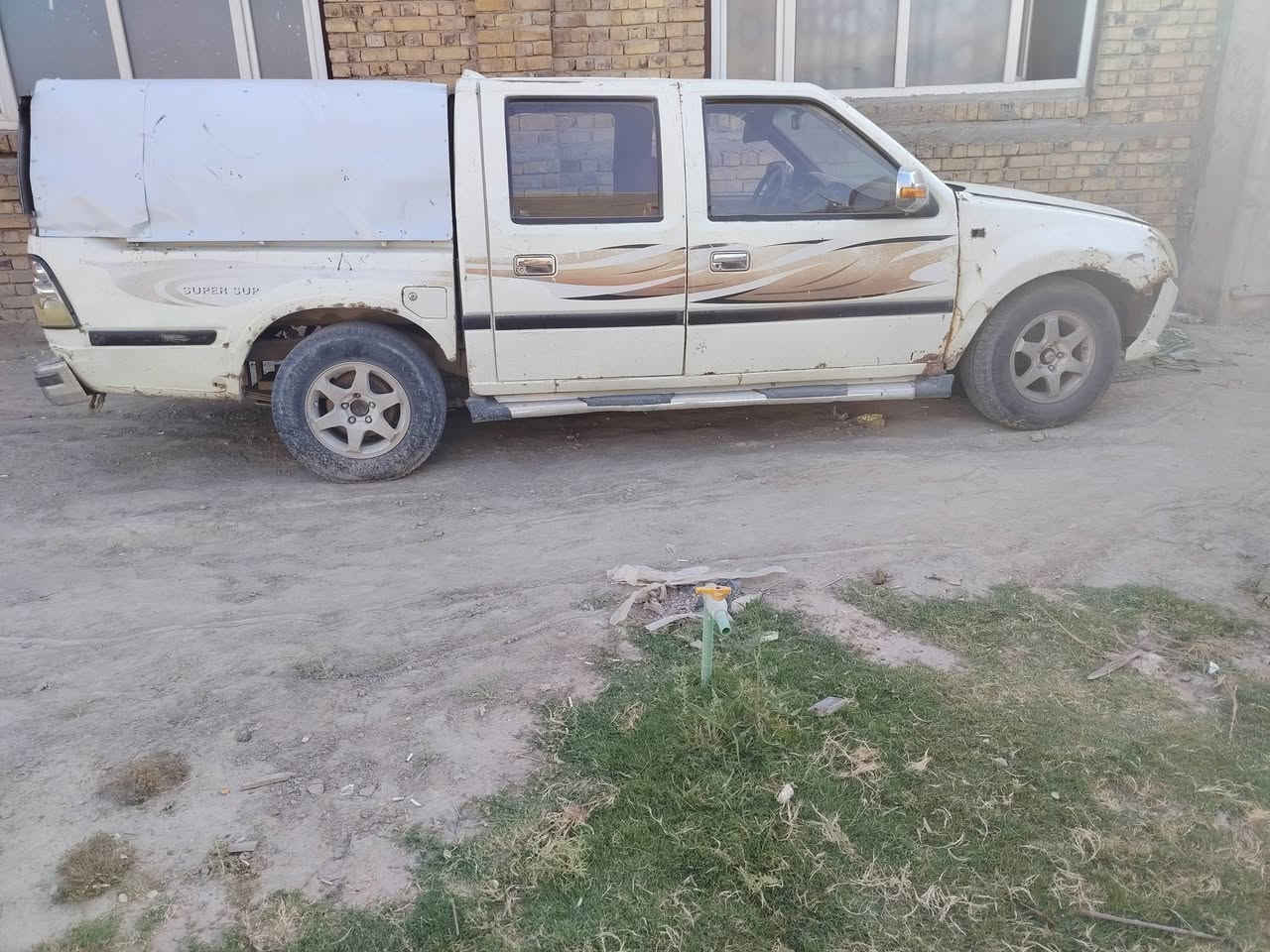 للبيع بيكم فتون ٢٠١٣ محور بدون راعي مااندل راعيه ابيع هلموجود السعر ١٨ وبيه مجال قليل للأستفسار الاتصال ***********
