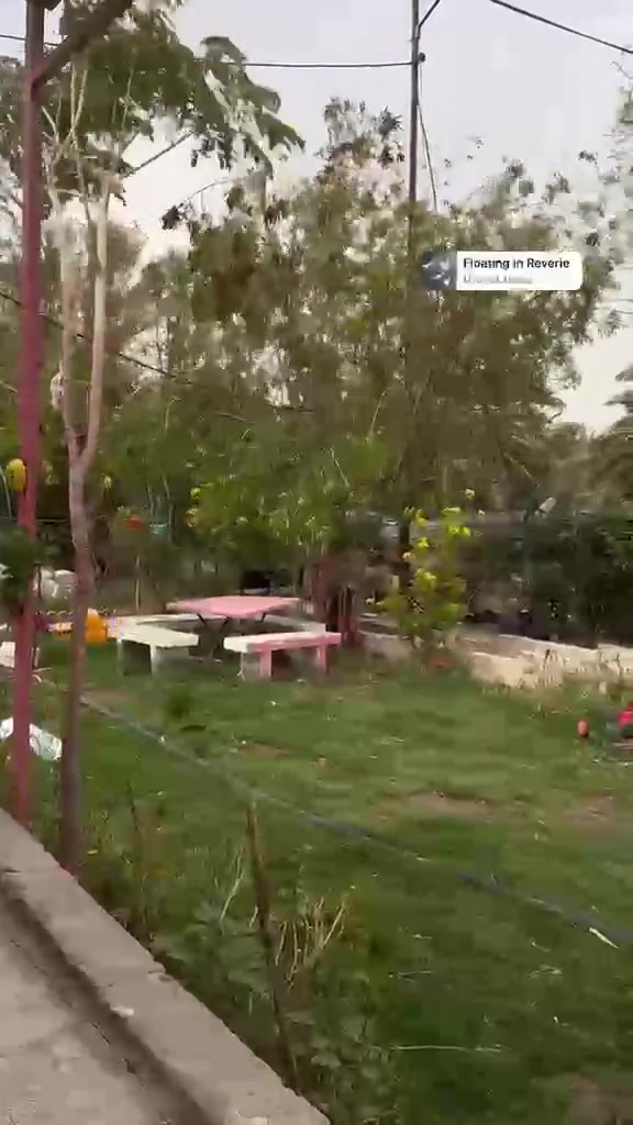 ارض زراعي طابو للبيع مستعجل
الارض الزراعي عباره عن مزرعه فاخره مكونه من دار براني ومطبخ وحمام داخلي اضافه الى حمام ومطبخ خارجي ونخيل بأنواعه  اضافة الى اسلاك كهربائية جديدة وماطور كهربائي بقوه 5 حصان وماطور سقي  
مساحة الارض دونمين وربع منطقه ام العگف


**إذا كنت صاحب هذا الإعلان وتريد حذفه لأي سبب، رجاءا أرسل رسالة إلى الدعم الفني**