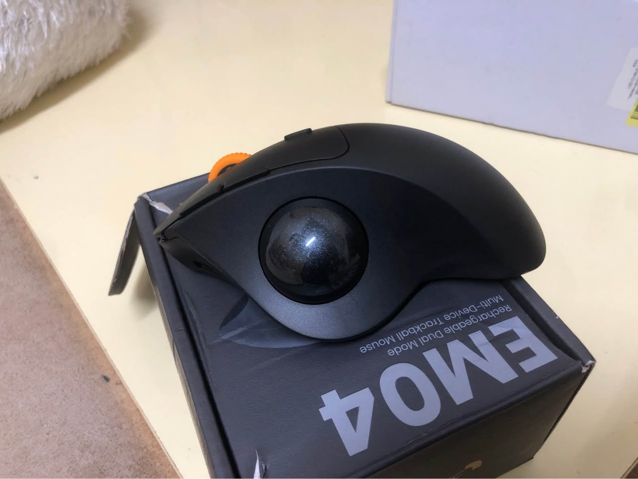 السلام عليكم 
للبيع القطع من المانيا جديد شرط الفحص 
مع ملحقاته كامل تايب c وده نكل 

السعر قيم 
مكاني دهوك توصيل متوفر بغداد, العراق


**إذا كنت صاحب هذا الإعلان وتريد حذفه لأي سبب، رجاءا أرسل رسالة إلى الدعم الفني**