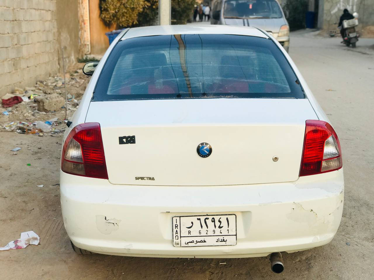 سلام عليكم سياره سبكتره لبيع موديل ٢٠٠١ بسم  الوالد  السعر ٤٤ورقه  المكان بابل سدة الهنديه للستفسار خاص او على هذا الرقم *********** للمعلومه رقم بغداد  وبيها مجال بسيط
