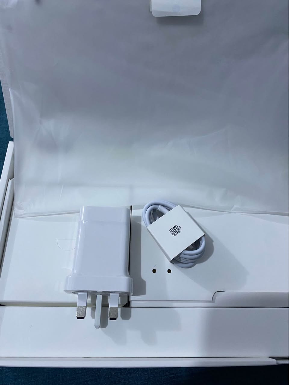 ايباد هواوي ميت باد SE ذاكرة 128 رام 6 مستعمل گد شحنتين فقط اخو الجديد بس مفتوح من الكارتون بعده بلزگاته حلة, بابل


**إذا كنت صاحب هذا الإعلان وتريد حذفه لأي سبب، رجاءا أرسل رسالة إلى الدعم الفني**