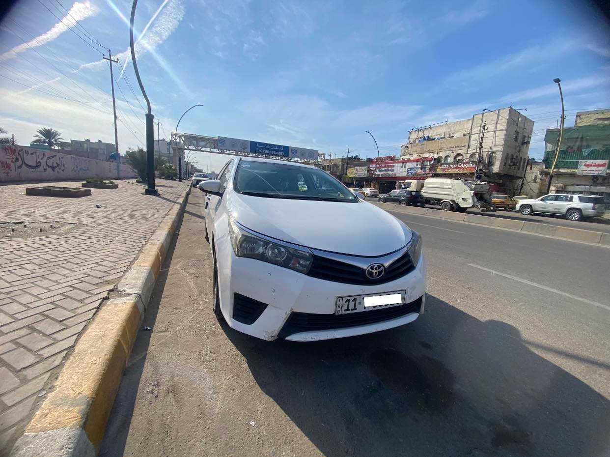 سلام عليكم كورلا ٢٠١٥خليجي
مكفوله من صبغ فقط دعاميه اماميه جماليه
وبارد بجملغ
صدر تخم تاير سياره جاهزه للخير 
مكينه كير مكفولات
ماشيه ٨٠فقط
رقم بغداد لدولي 
رايدها ١٤٧وبيها مجال
مكاني بغداد
الاستفسار ***********
