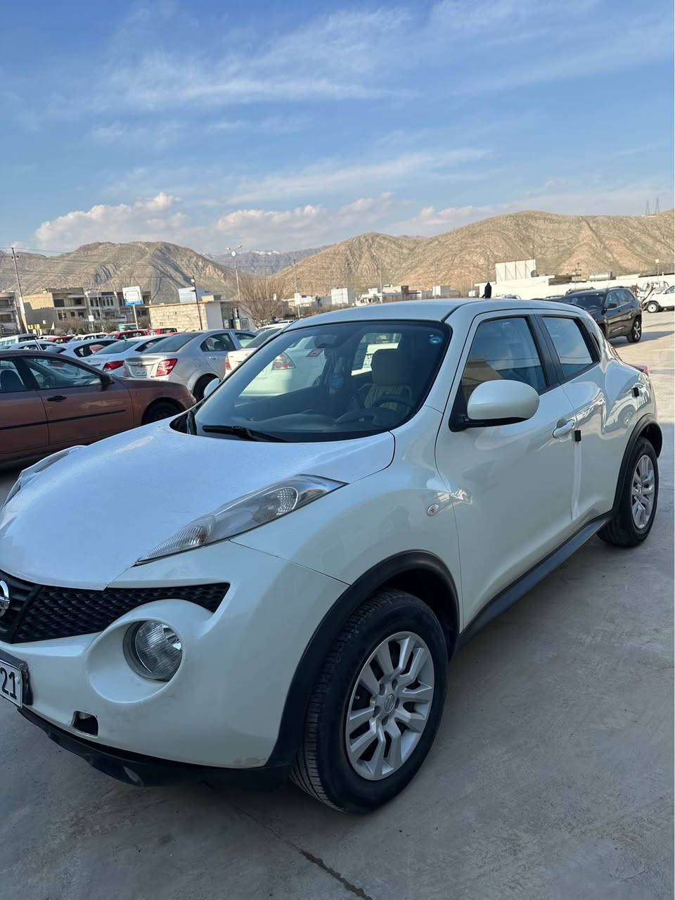 نیسان جوکی 2012 
گێڕو مەکینە بەشەرت 
ڕەقەم وسەنەوی تازەیە 2029
چوار تایەی تازەیە 
بێ دەعمو لێدران 
بۆیاغ سەرقەوسێکی چەمەلەخی دواوەی بۆیاغە 
سعری 88گەڵاو مجال 
***********
*********** رانية, السليمانية
