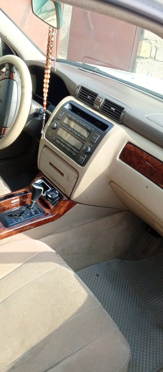 سلام عليكم سياره للبيع النوع ملكه 2003ادوات اتكفل سرقه وعشاير سياره مكفوله مكينه كير حداديه كهربائيات كلها شغاله من الطول لطول تبريد تفئه اي نقص مابيها السعر 30وبيها مجال العنوان ذي قار قرب علوه المخضر الجديده هاتف ***********
