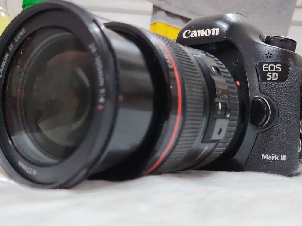 5dm3 كاميرا كانون
مع عدسة 24.105 فول فريم ريد لاين
يوجد توصيل جميع المحافظات *********** وتساب ديوانية, القادسية
