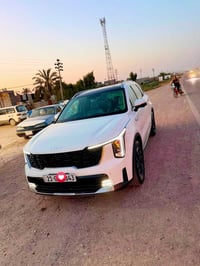 سورنتو 2025 لبيع محرك ٤ سلندر ٢٥٠٠  فول موصفات بانورامه كير ماوس توقف ...
