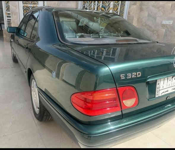 السلام عليكم  
مارسدس 1998 ام عيون السياره جديده اخت الزيرو كفاله عامه من الضربه ما عدى صبغ احزام لا قماره لا بنيد لاصندوك مصبوغان عله وضع الشركه نضافه الغرفه 100/100 السياره تخم تاير حداده جديده مكينه كدامك واضحه بل صوره كل نقص ما بيها سعرها 145 وبيها مجال قليل للستفسار اتصال عله قم 
***********
