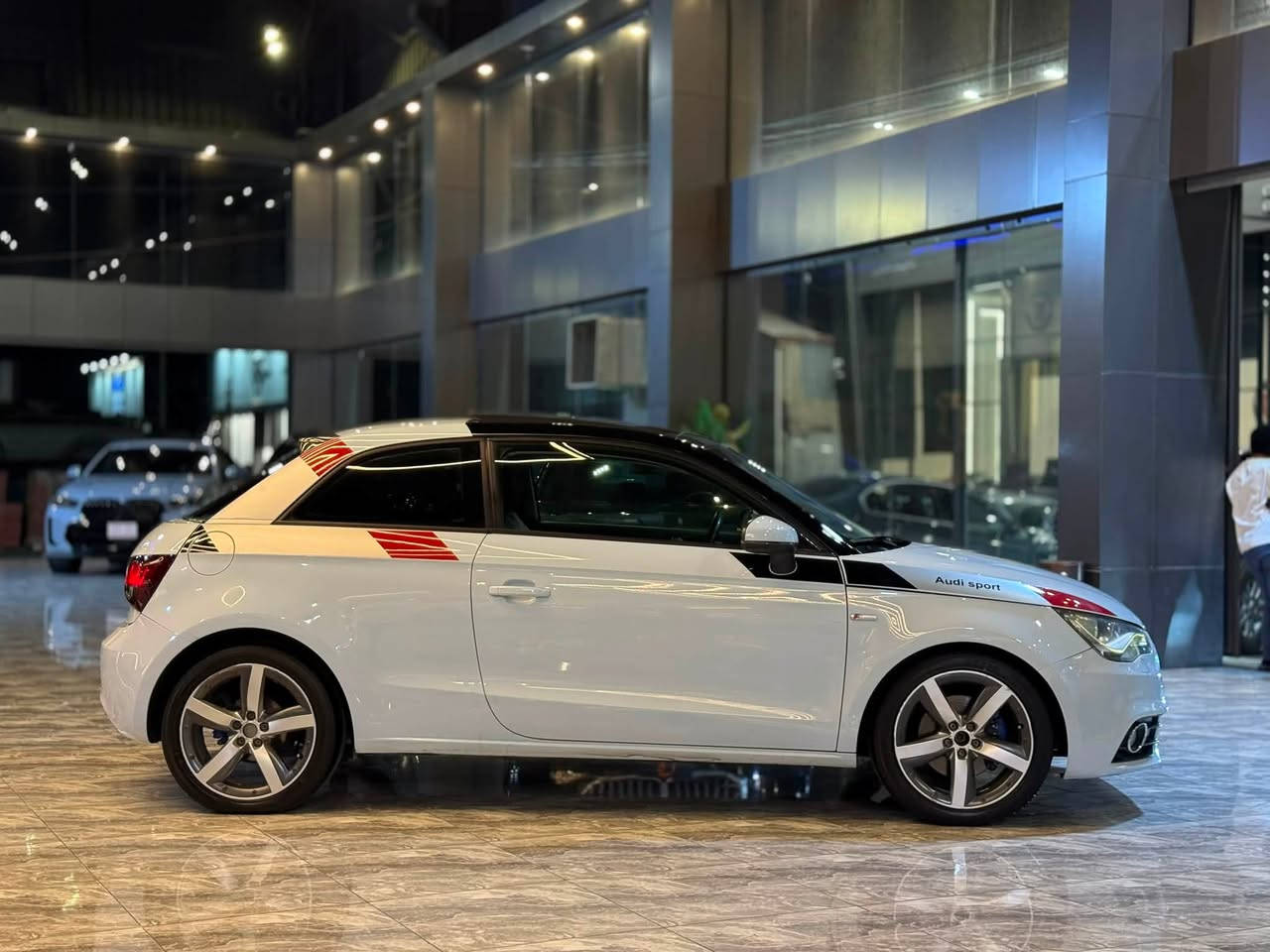 ﷽
Audi A1 sport 2013 🇩🇪✅
‎وارد : خلیجی 
‎مودیل : ٢٠١٣
‎لون : سمائی
‎السیارە فول مواصفات 
‎لایتات لید بلادی - داخل لونین - بانوراما - حساسات ٣٦٠ درجە - شاشە 
‎وهوایە مواصفات الاخرا ....

‎مکانین بارد بدون سبغ 
‎سعر: ٨٤$ ورقە بی مجال 
‎مکان اربیل /***********
