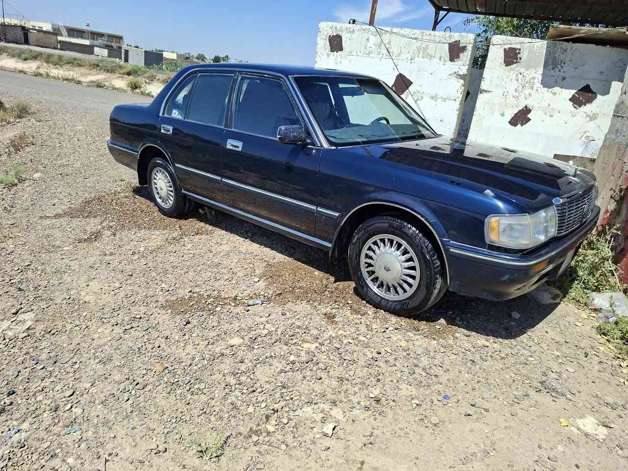السلام عليكم
كراون موديل 1995 
مكفوله من الضربه والصبغ ماعداا الجاملغات مكان المري وقبق الجنطه فقط
تبريد ثلج حداديه جديده تخم تاير جديد 
السعر 75 
مكان السياره السماوه 
الاستفسار 
***********
***********
