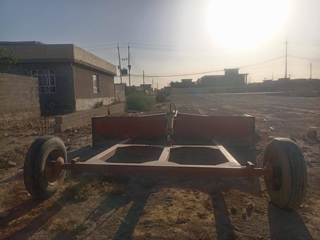 البيع معدلان عرض 3 ونص حديد 16. م مستعجل جدا جدا على بيعه ***********
