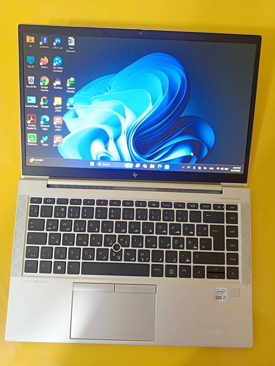 بسعر (340) الف  سوبر سلم
×××××××
 HP EliteBook. 840G7
cpu i7@10510u,(8cpus)
RAM.8 DDR4
SSD 256
كارت شاشه داخلي شير 4 كيكا
حجم الشاشه 14.. fhd
************
السعر نهائي رجاء
يوجود توصيل 
***********
وتساب او خاص
