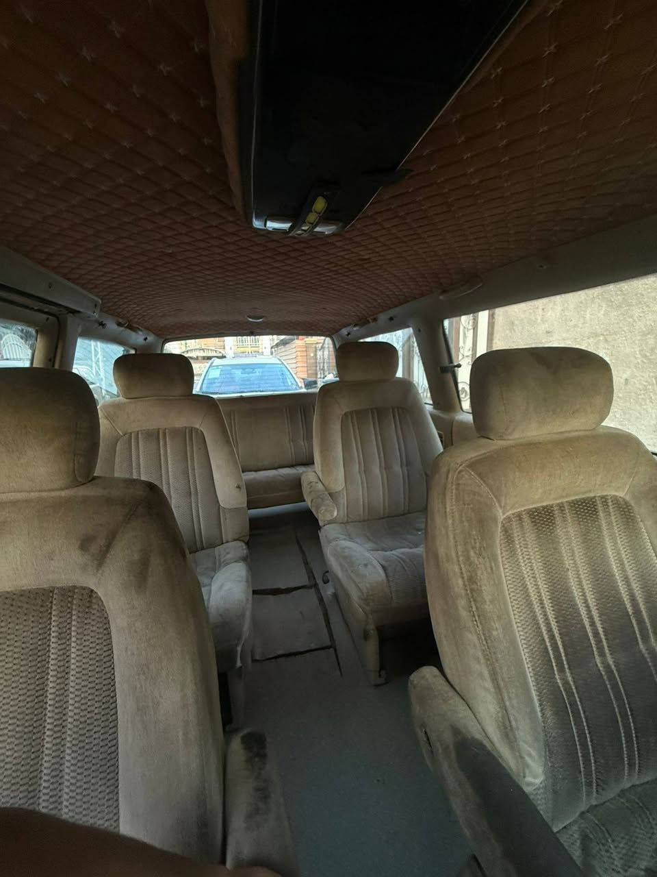 اسلام عليكم ورحمه الله وبركاته 
للبيع سياره دوج موديل ٩٣ رقم كربلاء.  الدولي السياره الطويله امحدثه كير ومحرك ٣٣٠٠  مال موديل ٢٠٠٧ حاويه  السياره ابلاديه دكت جاكوج مابيهه عله وضعيت الشركه بس جارده 
٣ قطع تبريد بس تربط الكمبريسر وتشحن غاز
كشنات كهرباء سياحي  شرط التحويل 
مكان السياره بغداد البياع  
سعرهه ٣٨ ورقه وبيهه مجال حك الجيه 
رقم الهاتف  ***********  السياره احلى من الصور وبلعافيه عله الي ياخذهه
