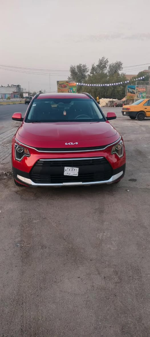 السلام عليكم 
عندي كيا نيرو وارد امريكي هايبرد موديل 2024ماشيه 19390mi حادثها موضح بالصور صبغ فقط بنيد ودعاميه السياره جاهزه مابيها اي نقص بدون شواصي ولا لغد السعر المطلوب 15800$ وبيها مجال شي بسيط من يرغب بالشراء الاتصال على الرقم التالي
***********فاضل
