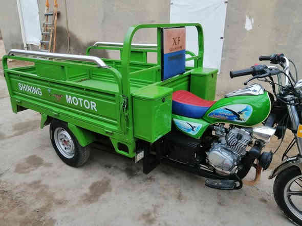 سلام عليكم ستوته جمره كربلايه لبيع ميديل ٢٣ وطالعه ب٢٤ كفاله عامه الستوته نضيفه كلش مكاني البصره القرنه وهاذ رقمي ***********
