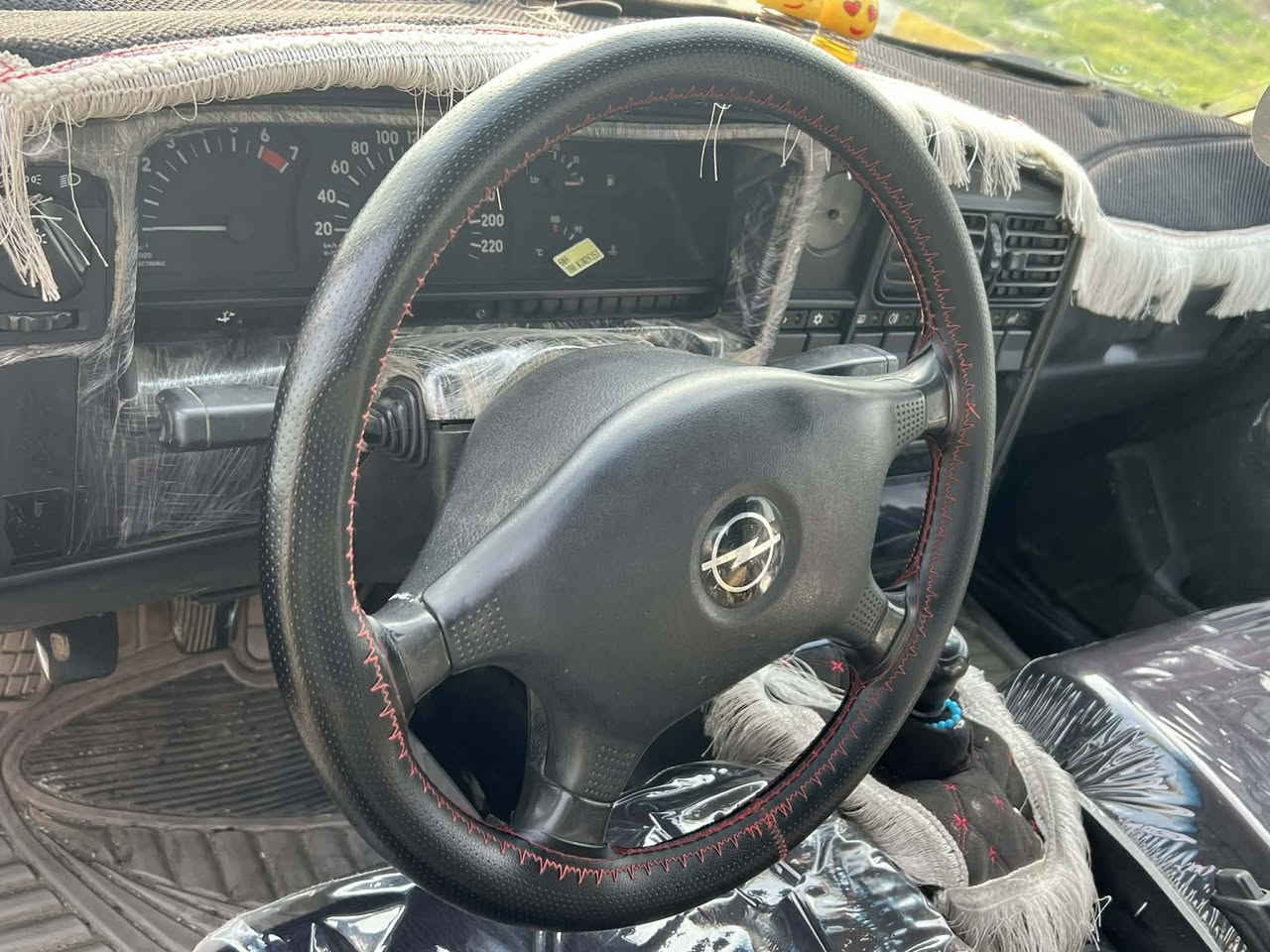 سلام عليكم .اوبل اوميكا 92 رقم وهزة جديد سنوية لل29 لون نفطي محرك 2000 السيارة بسليمانية ورقمها سليمانية 
السعر/38 ورقة وبيها مجال حگ الجَية./


**إذا كنت صاحب هذا الإعلان وتريد حذفه لأي سبب، رجاءا أرسل رسالة إلى الدعم الفني**