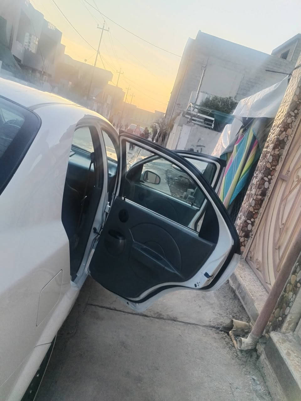 السلام عليكم افيو 2005 محرك تك شرط
جامات كهرب السيارا بدون ضرر بدون صبغ
تايات جدد   باتري جديد  طخم جديد
تبريد ثلج ❄️ تدفه نار 🔥 السيارا ما نقصها كلشي
***********
السعر 68بيها مجال
