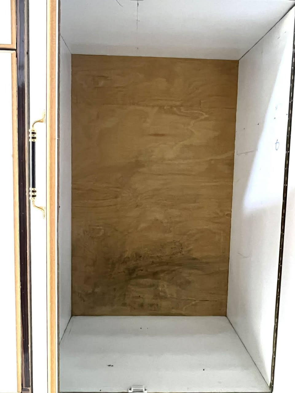 #للبيع كنتور 3 امتار ضخم سعره 240 ومجال بسيط
عنوان كركوك حي النصر


**إذا كنت صاحب هذا الإعلان وتريد حذفه لأي سبب، رجاءا أرسل رسالة إلى الدعم الفني**