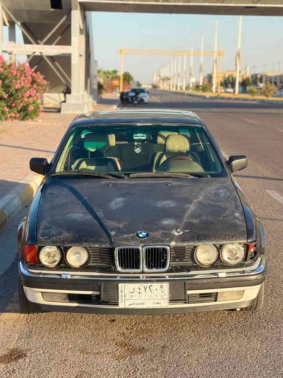 بي ام 735 اصل محرك مفتوح موديل 1992
كفاله من المعجون والصبغ
كهربائيات كله شغال بدون نقص 
كشنات كهربائيه 
جام 4 شغال
5 ويل كب 
صدر نضيف
سياره جاهزه بدون نقص 
تحويل مباشر ارقام بغداد الماني 
السعر 40 وبيها مجال حك الجيه 
***********
التواصل على الرقم فقط
