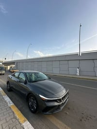 النترا 2024 ماشيه ١٥ الف  وارد امريكي  موصفات نص فول  بصمه تشغيل عن بع...