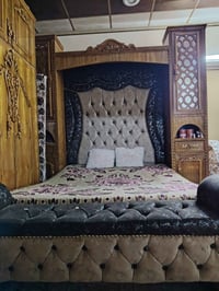 غرفه للبيع الي يحب يتوصل موجود وتساب او اتصال عل ارقم  07710154394