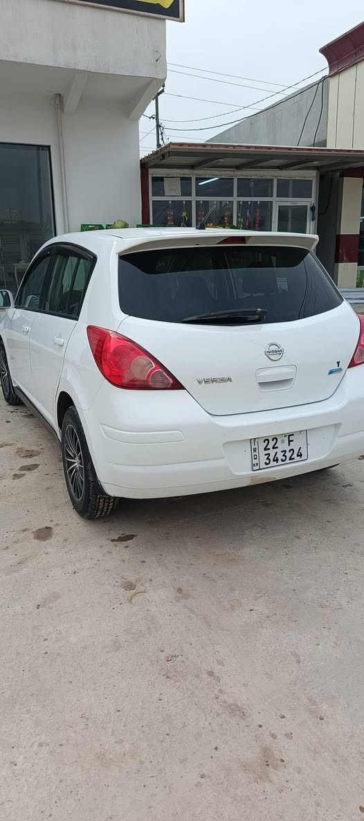 نيسان فريسا موديل 2012 محرك كير مكفول بشرط رقم سنويا 28 بيها 3 قطع صبوغ سياره حيل نضيفه سعر 95 ورقه وبيها مجال رقم تلفون *********** وتساب فايبر الرقم ما يشتغل بس وتساب فايبر عنوان اربيل طريق كوير
