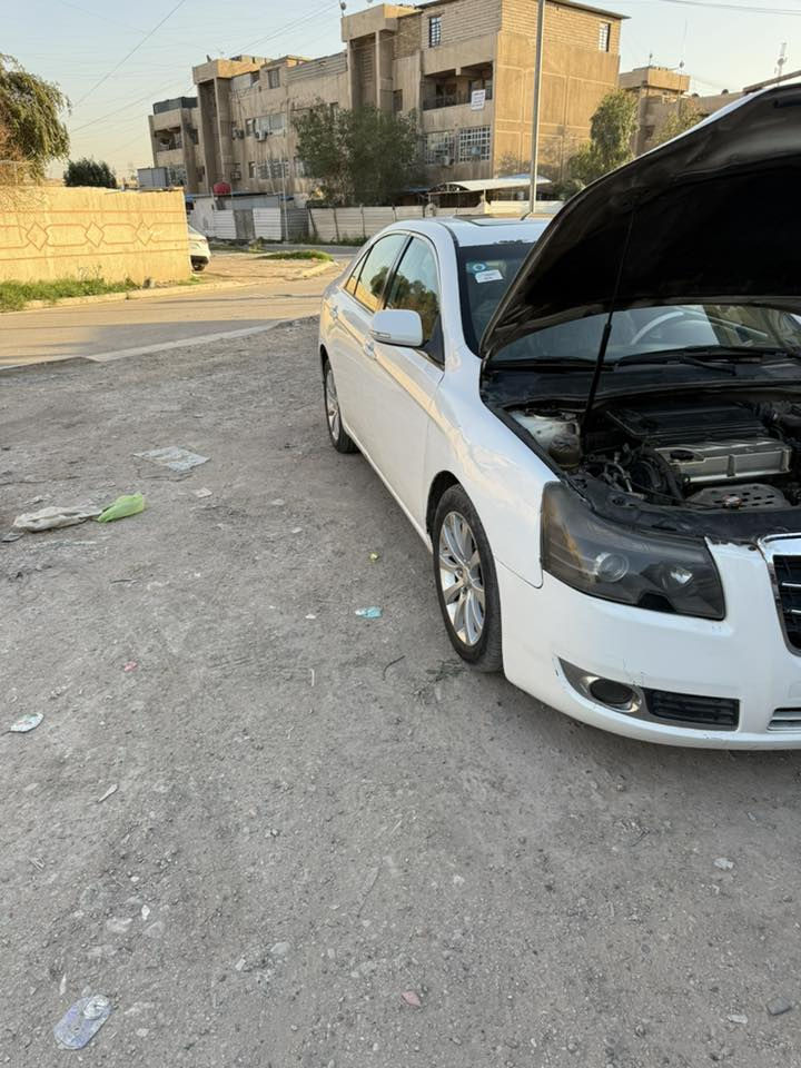 ام كراند 13 محرك 2400
صبغ حزام للجماليه
كير محرك مكفول 
حداديه وكهربائيات كله شغال 
نقص فقط تبريد 
السعر 63 وبيها مجال
تحويل مباشر  
للاتصال فقط 
***********
