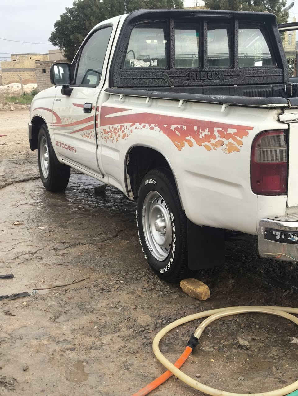 سلام بيكم تيوته مكفولةرقم واسط تحويل مباشر سنويه مجدده 2029 محرك ما مفتوح كير محرك حداديه جيده السعر 87 وبيها مجال إتصال *********** العنوان ديوانيه
