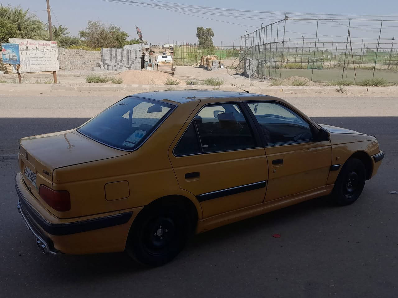 @إشارة السلام عليكم بيجو بارص ٢٠١٥ رقم بغداد انكليزي مصفرهة سنويهة ل٢٨
حداديهة تخم تاير جديد تبريد ثلج مكينه فقط لاستيك ولف كير نضيف السعر ٣٣ وبيهة مجال بسيط المكان بغداد قرب مجمع بسمايه السكني  ***********

