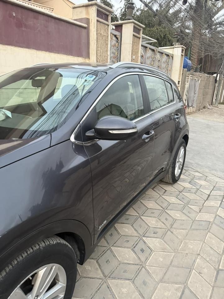 سبورتج خليجي 19 رقم اربيل
سيارة باسمي تحويل مباشر
محرك 2400 GDi
محرك وكير وصدر مكفولات
ماشية 67الف كيلو
حساس خلفي مانع انزلاق نظام ايكو وسبورت
اشاير بلمري تخم تاير جديد 
مواصفات عادية
مكان سيارة بغداد الاتصال ع رقم ***********
