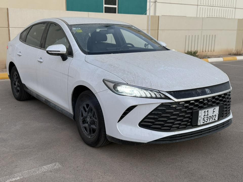 سلام عليكم BYD Qin plus موديل 2025 داخل زيتوني
زيرو  بعدها بتراب الشركه 
مرقم وكامل بأسمي مكفول كفاله عامه ماشيه 400 كيلو  على كد المرور وفره زغيره فقط شرط التحويل ثاني يوم  غراضها كلها كامله 
مكاني بغداد / بسمايه 

السعر 19.500 مليون بي مجال كلش بسيط 

للاستفسار *********** واتس
