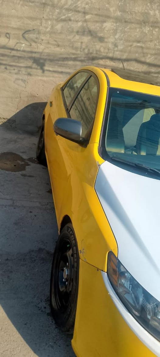 السلام عليكم فورتي مديل 2012 وراد امريكي رقم بغداد فول مواصفات حادثها جاملغ وبنيد محرك 2000 لسعر 85 مكانها بغداد مبايل ***********
