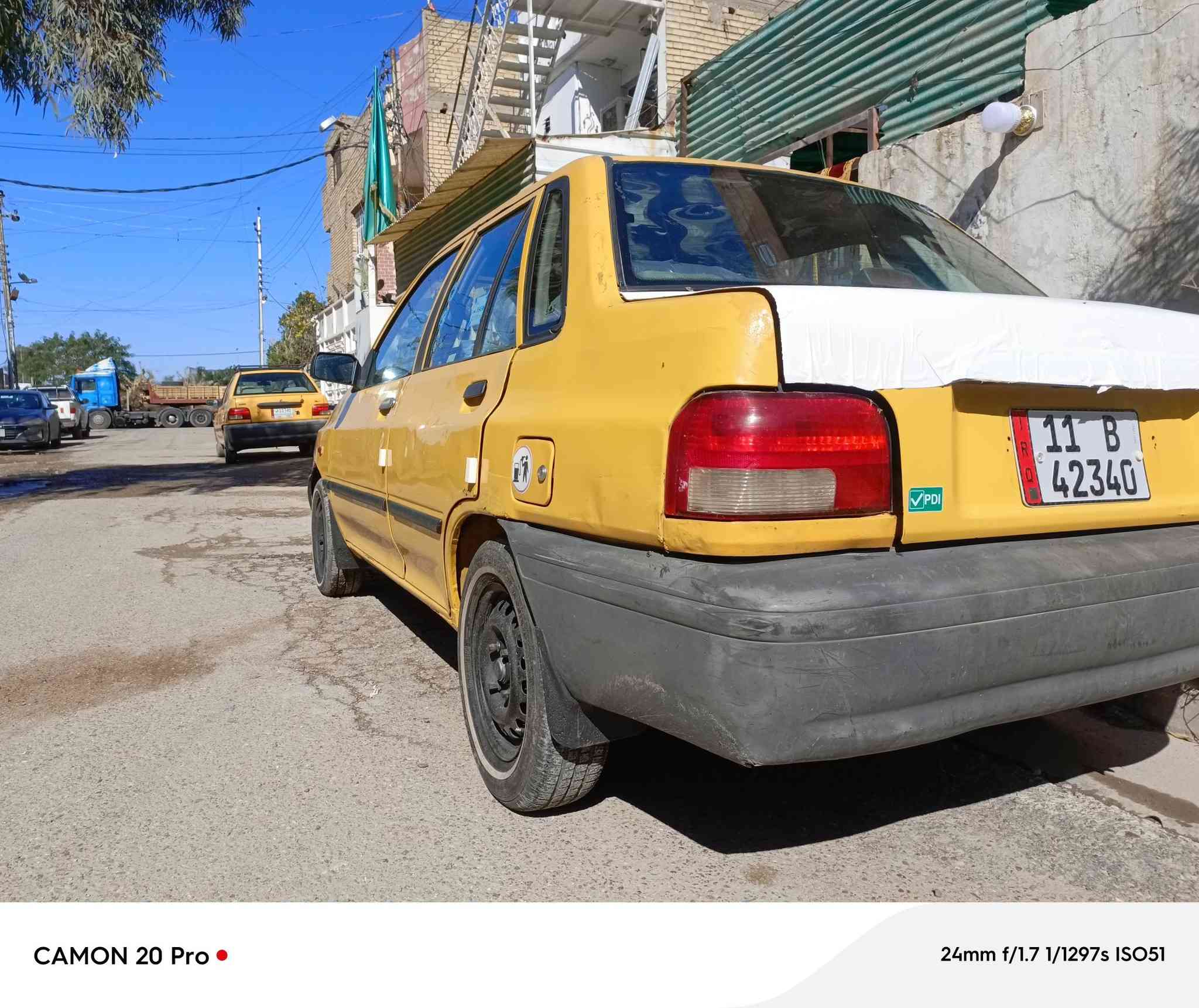 سلام عليكم سايبه موديل 2011سعر 20وبيهة مجال رقم سياره نكليزي مصفره سياره بيهة تنحيضات ***********
