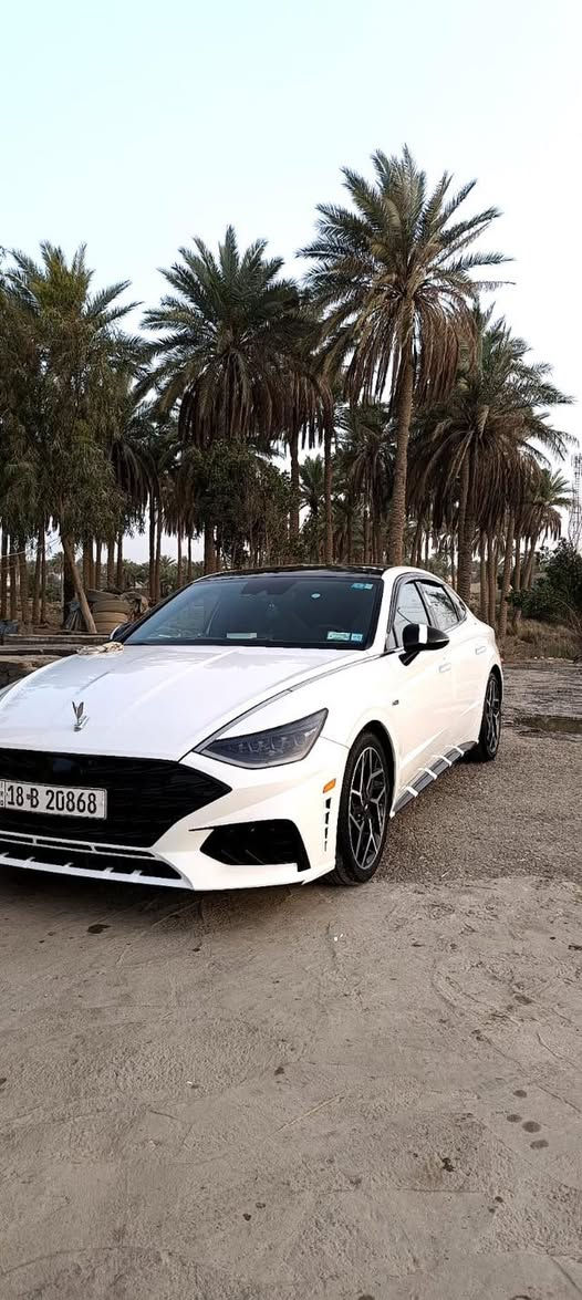 السلام عليكم سوناتا موديل 23 ان لاين اعلى مواصفات محرك 2500 توين تيربوطياره السياره بعدها جديده وبالعافيه اللي ياخذها سونارها كدامكم هذا المكان الحله فقط على رقم التليفون متواجد ***********
