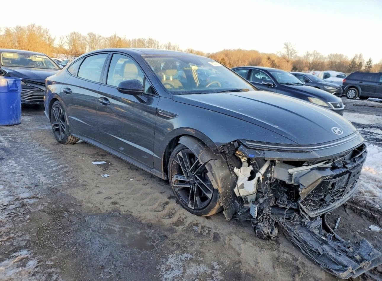 🤍بسم الله على بركة الله 🤍
مزاد السيارة 🚗 هونداي سوناتا M LINE 2024
الضرر : كما موضح بالصور المرفقة
تاريخ المزاد :: الاثنين  2026/3/30

سعر السيارة :: يحدد في  المزاد 🔒
للمزايدة ولشراء السيارة :: الحضور الى المكتب 💁🏻
مدة الوصول من 50 الى 90 يوم  🚢
عمولة المكتب 200 دولار فقط 
يتم تخليص السيارة عن طريق  المكتب 📑 

الفرع ألاول ألانبار الفلوجة مجاور مطعم حجي حسين 
وليد:***********
يوسف:***********

العنوان الفرع الثاني 
✅رمادي ✅
✅شارع عشرين✅
✅مقابل مطعم كباب الساطور✅
للأستفسار الاتصال على الرقم التالي او مراسلة الصفحة📱
غيث ***********

أوقات الدوام من الاحد إلى الجمعة ⏳
من 4:00 عصرآ  الى 10:30 مساءآ 🕓 

‏#IAAI #iaai 
‏#COPART #copart
#العراق #الفلوجة#الرمادي 
#سيارات
#مزاد_السيارات_الوارد_الامريكي
#مزادات_السيارات #الوارد_الأمر
