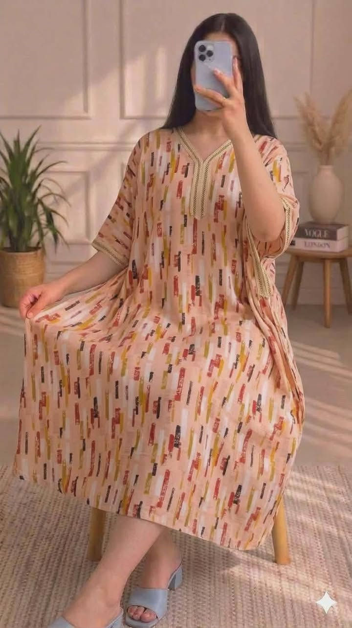 فستان باصمه ثلث رباع
 سعر 40 دينار
 دسته 12 قطعه
 مقاس l xxxl


**إذا كنت صاحب هذا الإعلان وتريد حذفه لأي سبب، رجاءا أرسل رسالة إلى الدعم الفني**