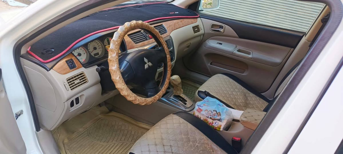 السلام عليكم لانسر 10 بغداد باسمي السعر 92 وبيها مجال المكان ديالى بعقوبه ***********
