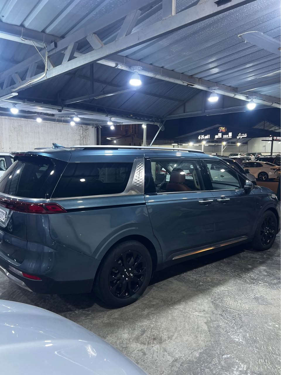 كيا كرنفال ٢٠٢٣ فول مواصفات حادثه باب الصندوك فقط ماشيه ٤٨ الف مرقمه اربيل سنويه جديده كشنات منفصل سياره احله من الصور بعد للاستفسار الاتصال بالرقم ***********   السعر ٣٢٠ ورقه بغداد, العراق
