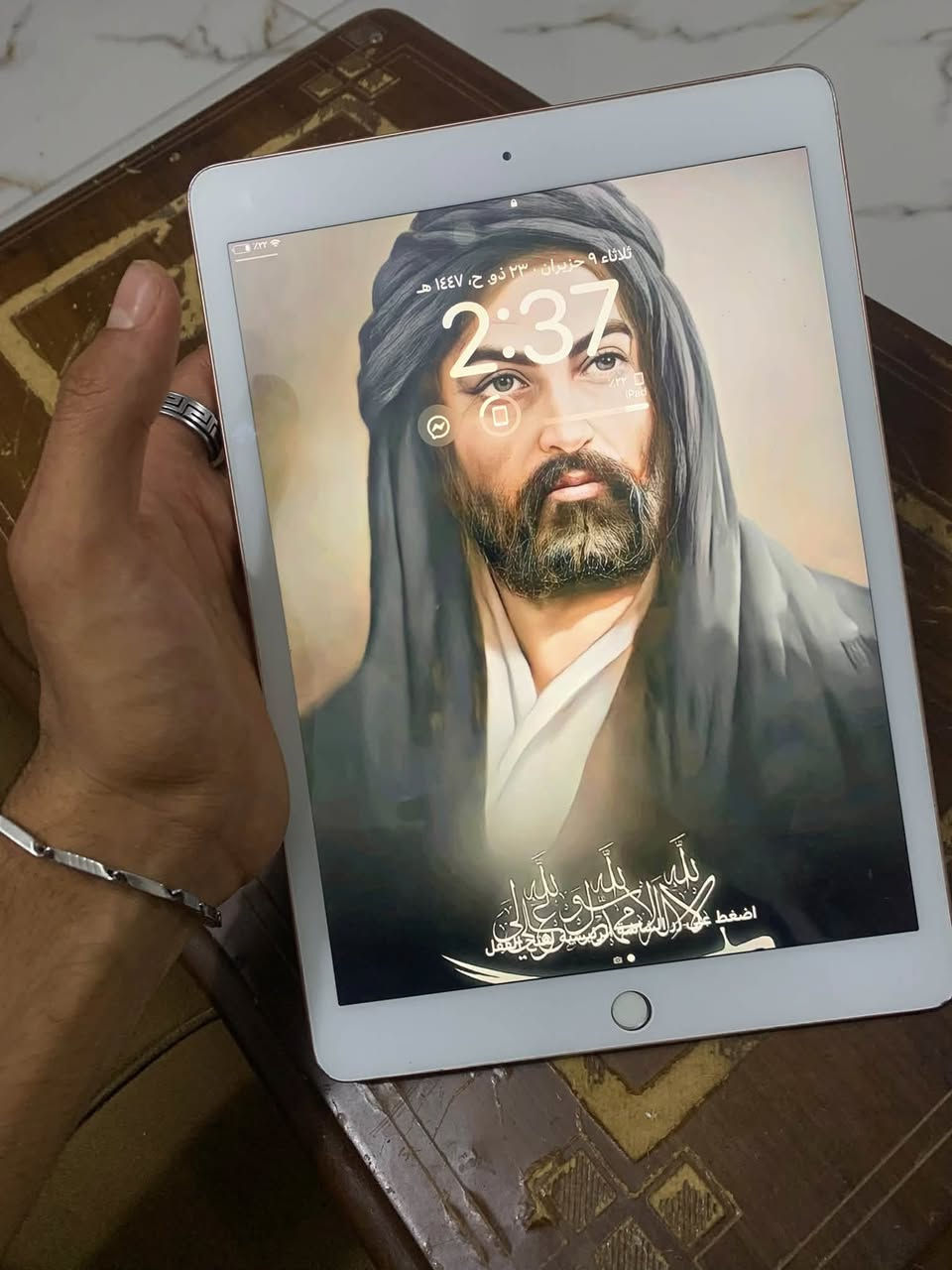 السلام عليكم شباب ايباد ايفون 7 للبيع جهاز حلو نضيف كلشي ما مبدل بيه ذاكرته 32 يشغل ببجي 60 فريم ما يعلك ولا يحمه بس معتاز واريد ابيع السعر 125 بيه مجال حك الجيه المكان حله مركز الاستفسار على الرقم ***********
