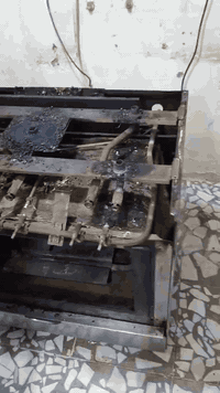 سلام عليكم ورشه الكريازي لتصليح انواع طباخات نود لكم راحة صيانه موقعيه اخي طباخك يصخم او ناره ضعيفه او مسويلكم ازعاج ريحه غاز نتصلو بينه نجيكم للبيت متوفرين 24 ساعه ***********📞***********
