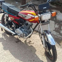 للبيع نامه بس محركه يدخن سعر 200 وبيه مجال موجود واتساب و تصال 0788778...