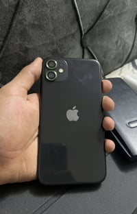 آيفون ١١ • ٦٤ • فيس ايدي متوقف