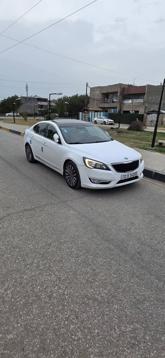 سلام عليكم
كادنزه ٢٠١١ خليجي رقم بغداد الجديد 
محرك ٦ سلندر ٣٥٠٠
سياره فول صبغ قطعتين ونص بدون دواخل 
مواصفات 
بانوراما كشنات جلد وكهرباء  داخل بيجي  تحكم ستيرن لايت لد بك لايت لد مري شفط اشاير بلمري حساس امامي خلفي  ويل كب كروم 
يدات نيكل 
عارضها ١٠٨ ومجال بسيط 
مكاني بغداد الدوره 
***********
