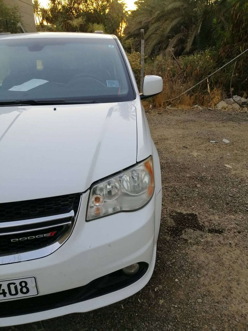 دوج كرفان موديل 2019
✅مواصفات SXT
✅بيبان كهرباء 
✅جنطة كهرباء 
✅داخل اسود  
✅كشنات جلد 
✅شاشة 
✅كاميرة 
✅نضام ECO
 
السيارة  مثل الصورة  بدون نقص و جاهز و نضيف 
سنوية جديد لوحة جديد هزة جديدة 
حدادية تخم تاير جديدة 
گير محرك شرط ما مفتوح 
للاستفسار السعر 
مكان السيارة بغداد 

تفاصيل اكثر اتصل 
***********
